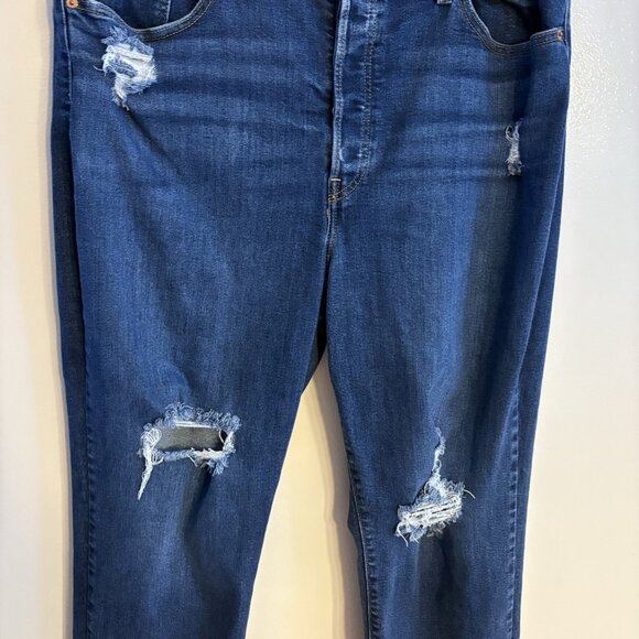 Levis Women Plus Sz 20W Dark Indigo Destructed Ribcage Straight Ankle Jeans - Picture 4 of 14